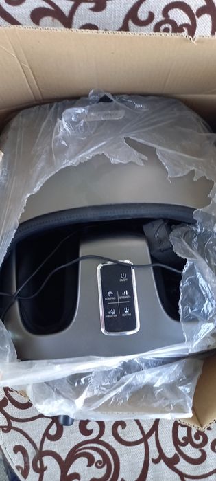 Продаётся массажёр ног и спину новый