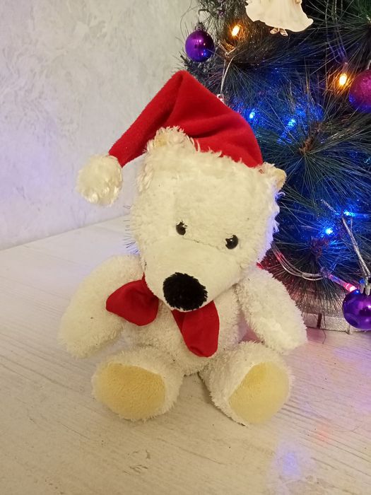 Ёлочка с гирляндой и игрушками