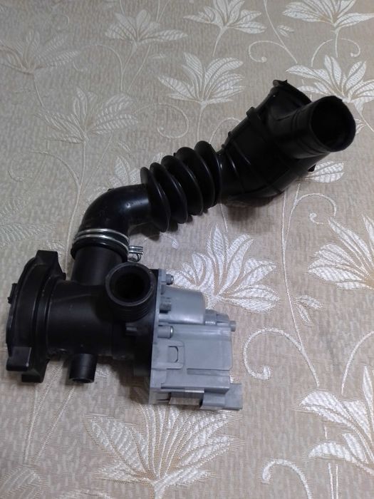 Пералня indesit модел win600, на части