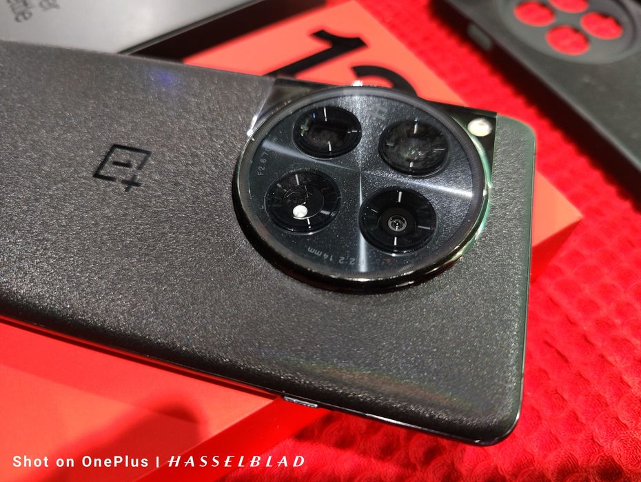 Oneplus 12 Black 512GB. / 16+12RAM 24м.Гаранция + касова бележка