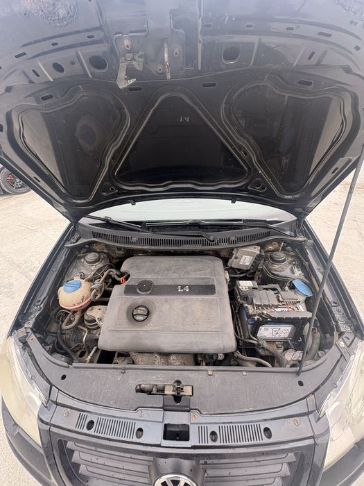 Volkswagen Polo 2006, 1.4 benzina, 242.000 km