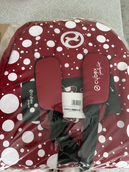 детска количка Cybex Jeremy Scott Priam 4