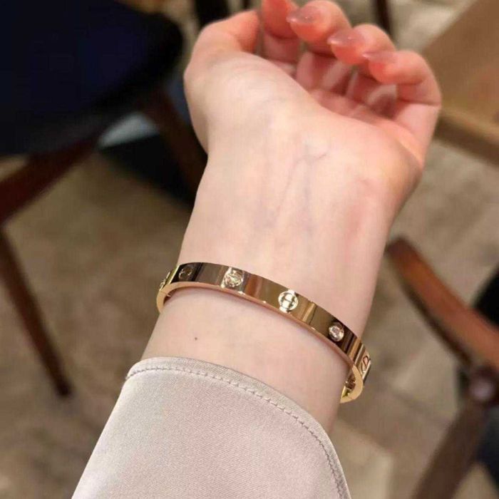 Brățară Cartier Love Aur Rose - nouă, în cutie