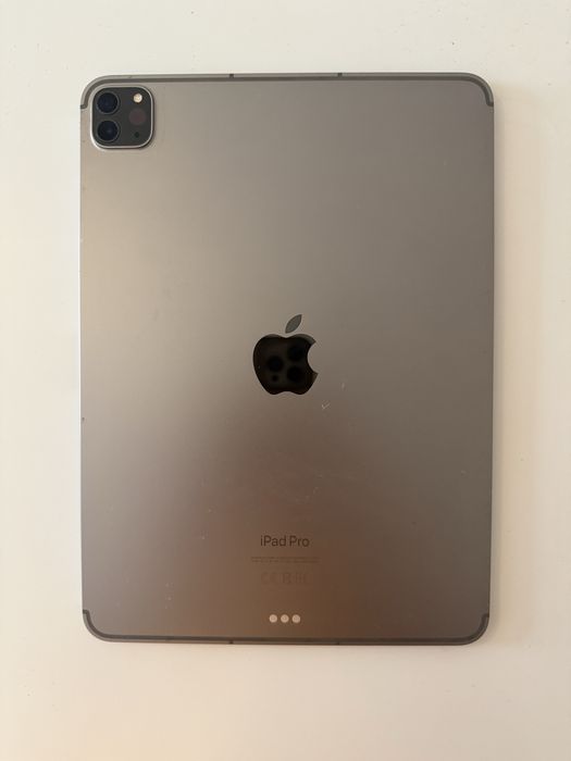 iPad Pro 11” (generația a 4-a) 256GB Wi-Fi + Cellular