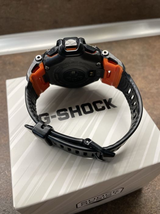 Часовник Casio G-SHOCK GBD-H2000