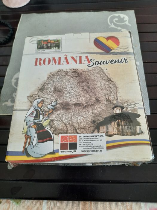Set nou de pahare cu decorațiuni metalice