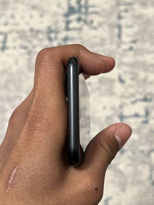 Айфон в отличном состяние