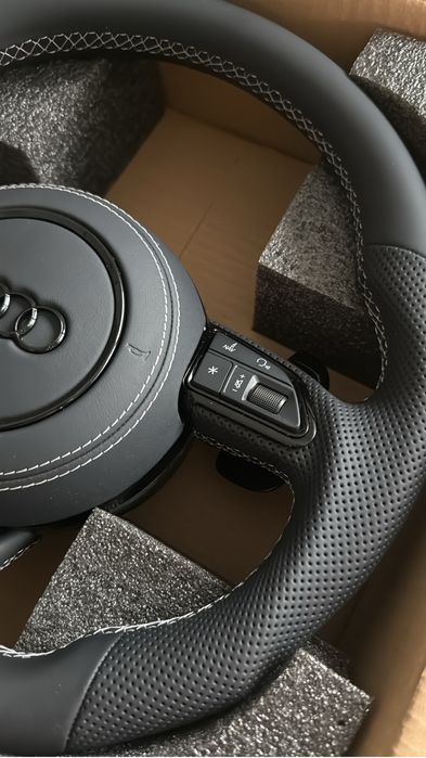Volan Audi Nou, Compatibil cu A3 A4 A5, A6, A7, A8 Si Q