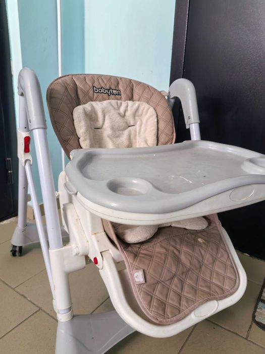 Столик для кормления