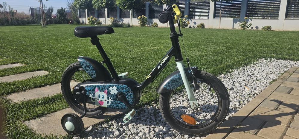 Vând bicicleta copii, roti 14 inch, BTWIN, IMPECABILA