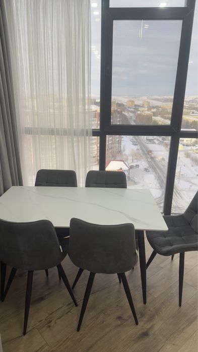 Продам обеденный комплект