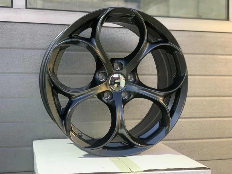 BAONITOU Auto-Begrüßungstürlicht 2er Set Für Alfa Romeo - Personalisierte Projektion