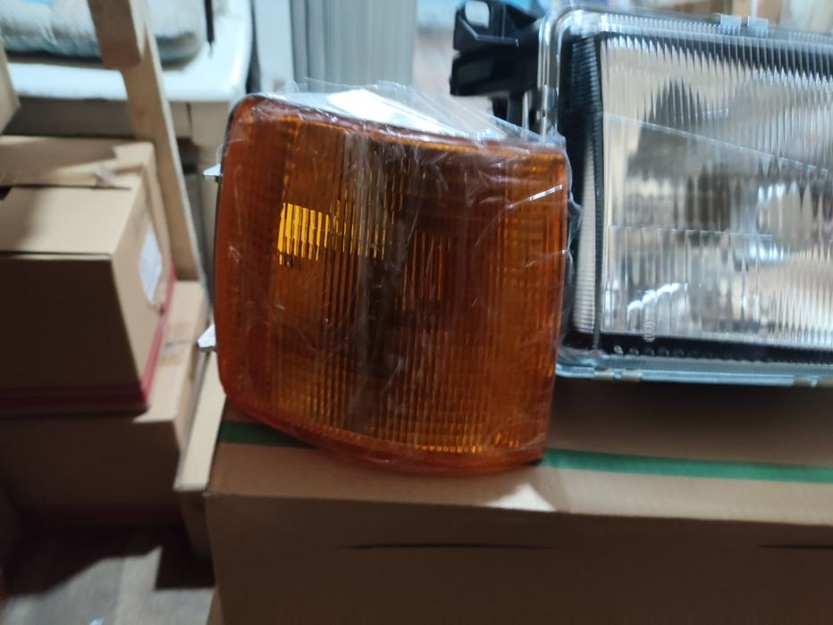 Пассат фара Б3 передняя