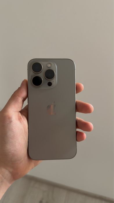 Vand iphone 15 pro Fara nici un defect