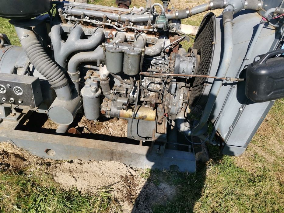 Vând generator 380V