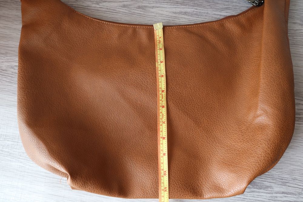 Стилна дамска чанта