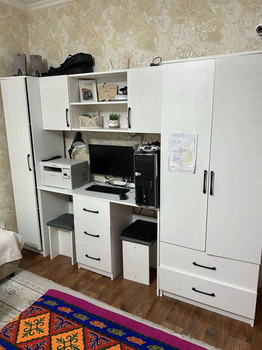 Шкаф компютерный