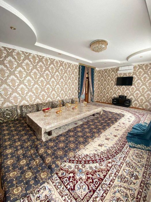 Sotiladi shinam va barcha sharoitlarga ega hovli uy!