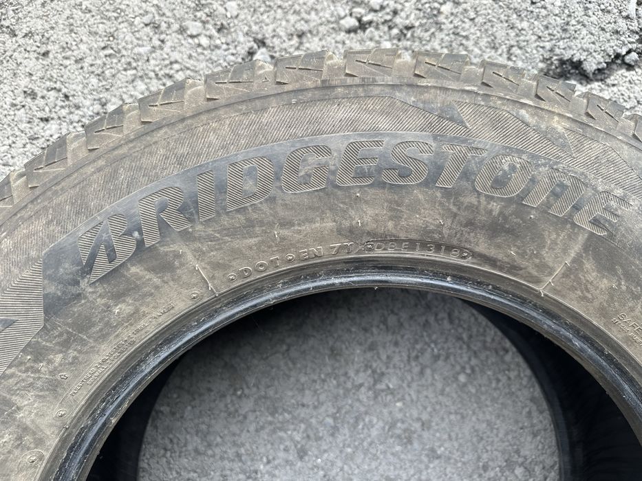 BRIDGESTONE шины 265,65,17