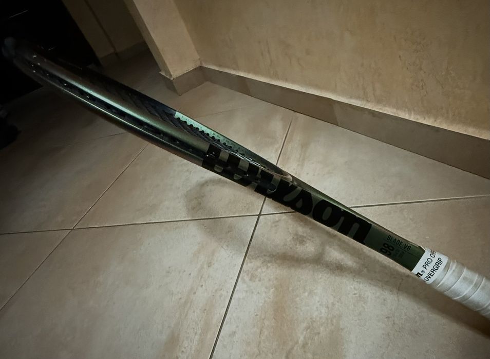 Тенис ракета Wilson Blade V8