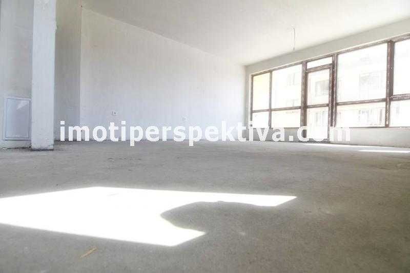 Продава се Тристаен апартамент в Пловдив, Беломорски - 122 кв.м за 590 €/кв.м - Снимка #2