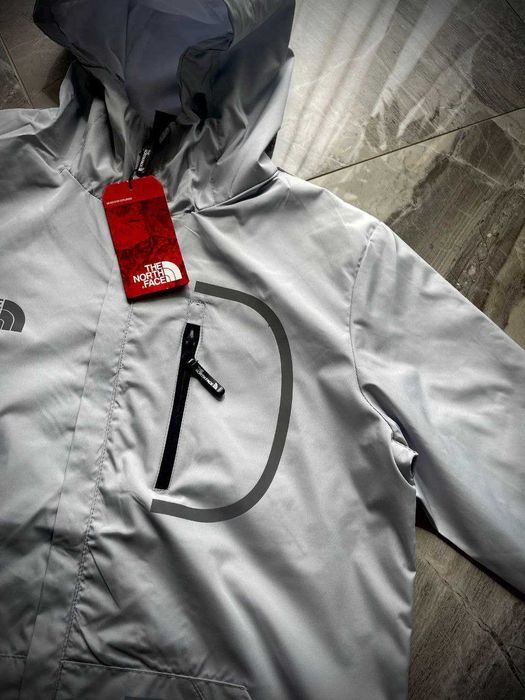 Ветровка The North Face! Новая!