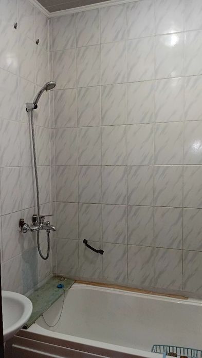 Продаётся 2х ком. кв. в 11мкр дом 12