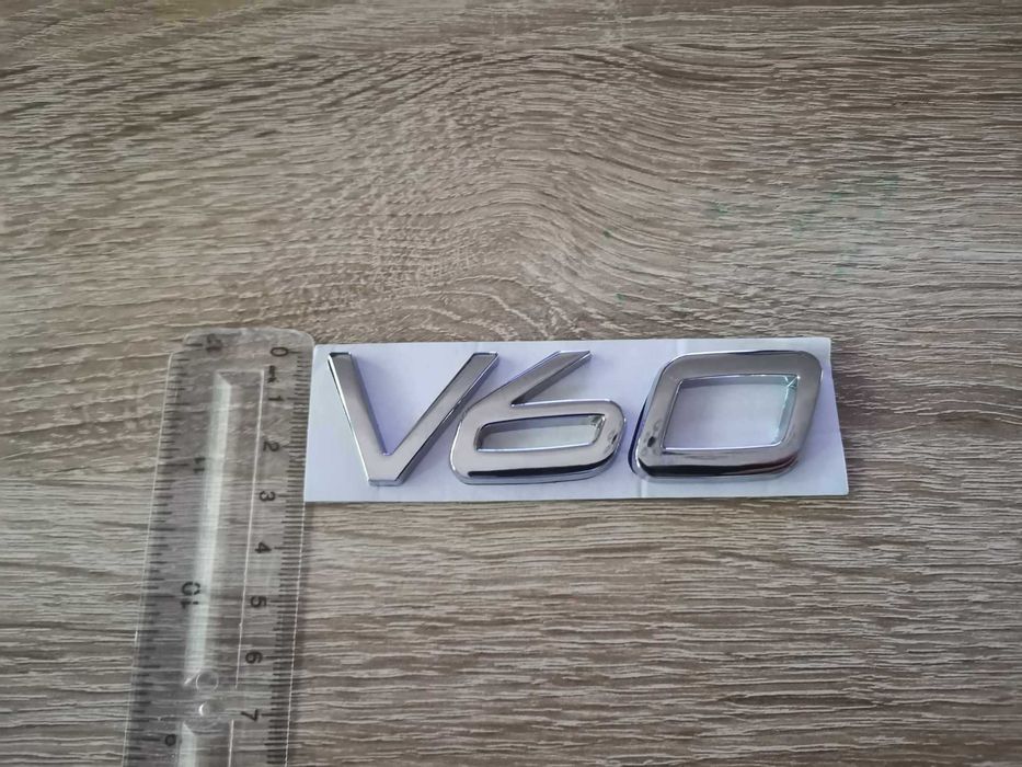 Волво Volvo V60 сребриста емблема лого