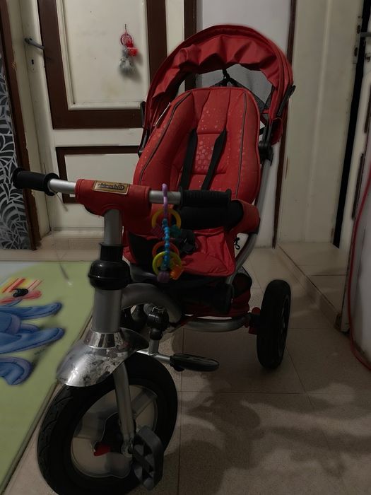 Детска триколка със сенник- червена