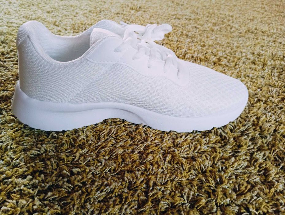 Мъжки маратонки бели