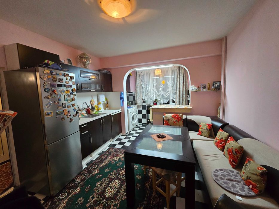 Продава се Двустаен апартамент в София, Гео Милев - 66 кв.м за 1970 €/кв.м - Снимка #1