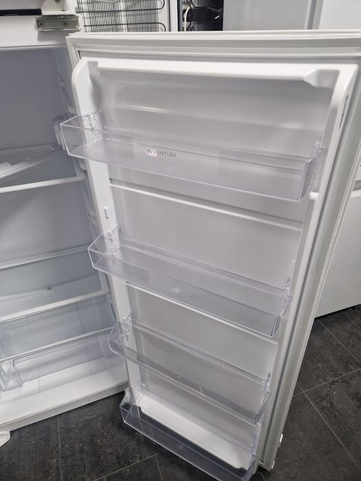 Хладилник за вграждане 123 см Inventum A++ Нов