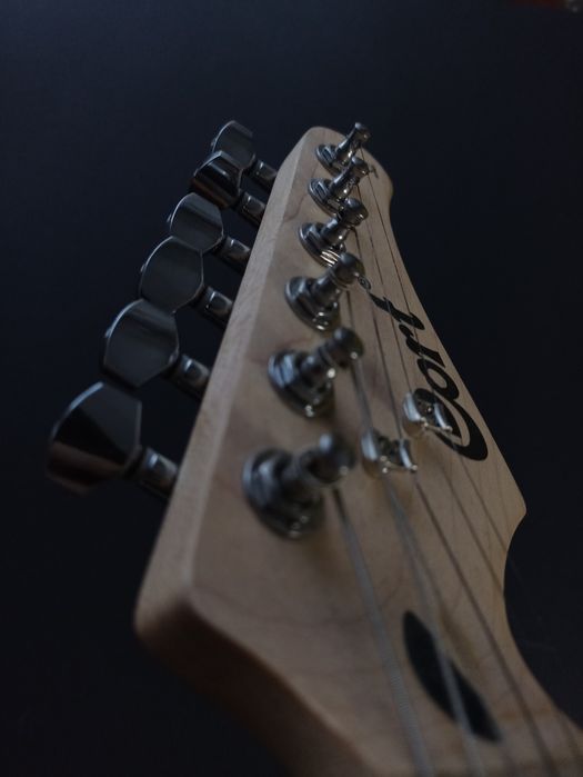 Электрогитара Cort G200Deluxe