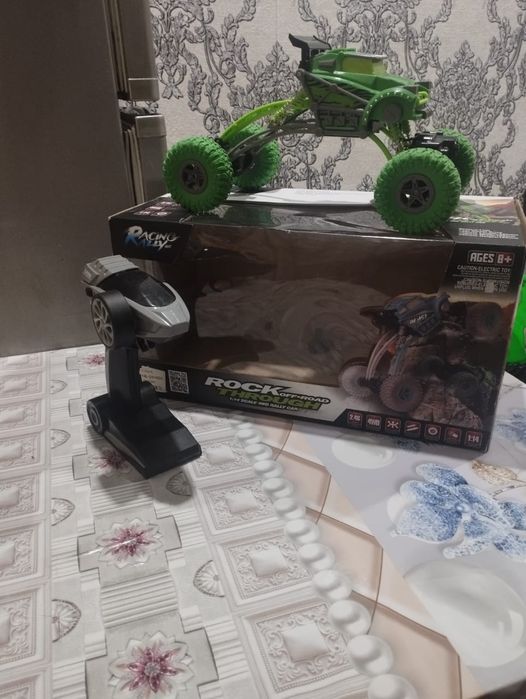 Продам детскую машинку