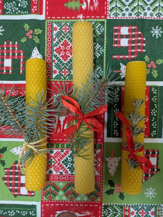 Ръчно изработени восъчни свещи. 100% чист пчелен восък. Ръчно рисувани