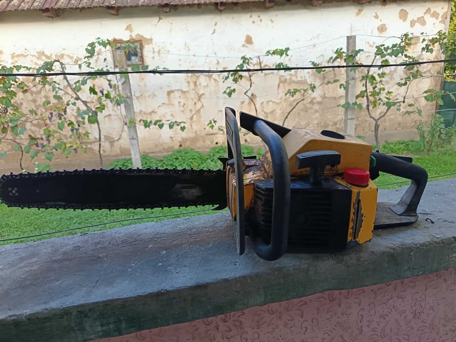 Vand motoferastrau (drujba)