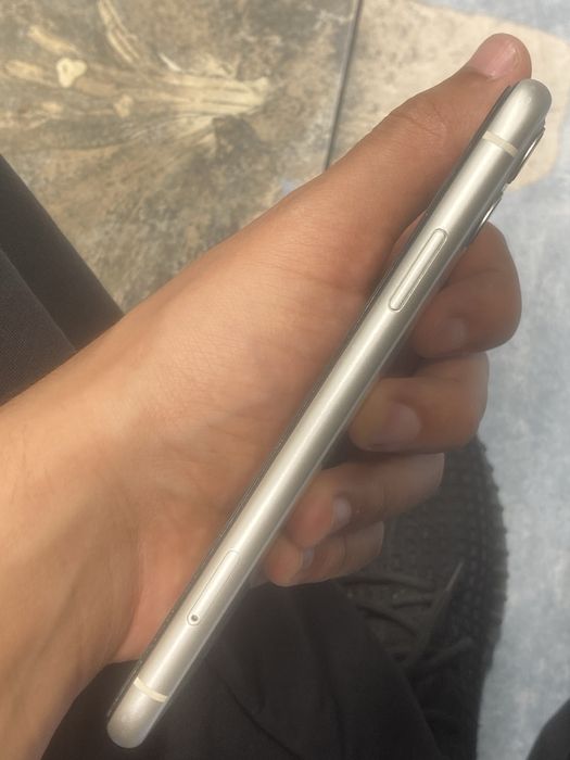 Айфон 11 чотки холатда!