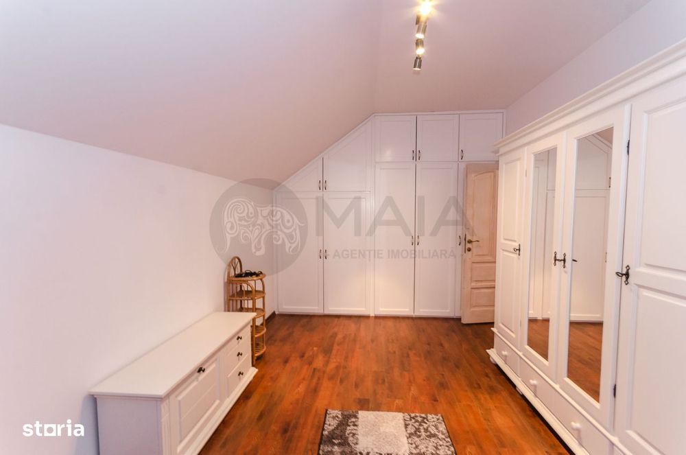 Penthouse 3 camere, 2 bai, 200 mp utili + 35 mp terasa,Calea Dumbravii