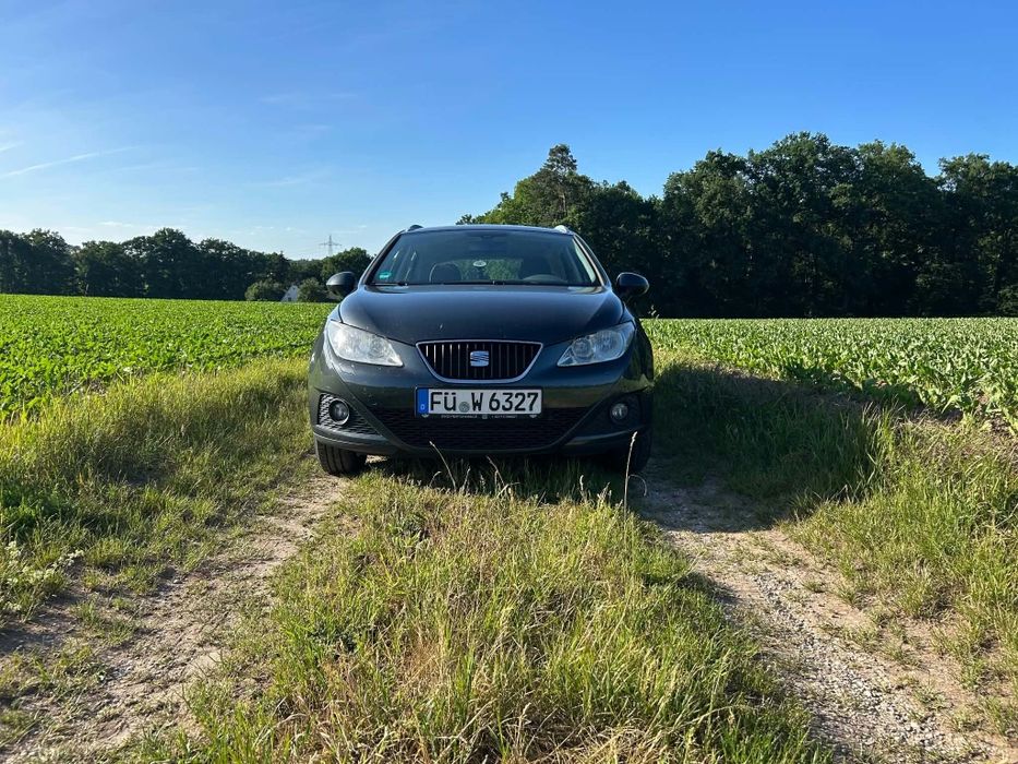SEAT Leon 2011 — imagine 4
