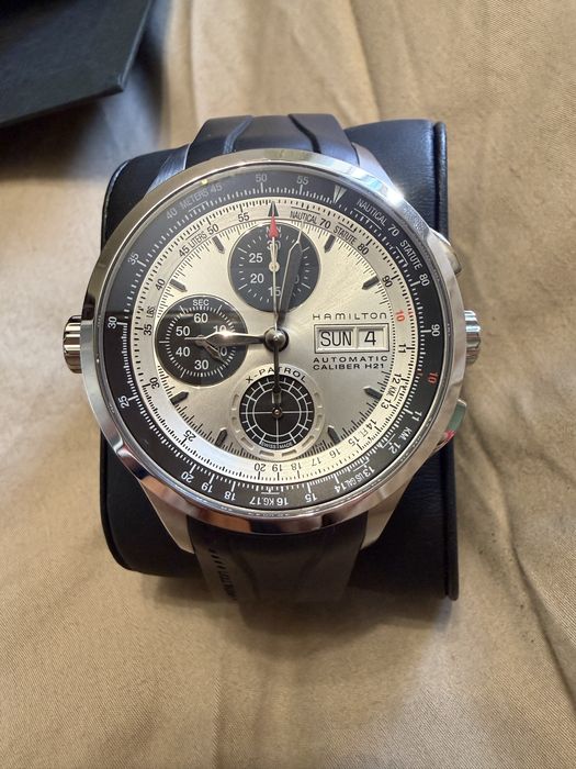 Часовници Hamilton и Tissot мъжки