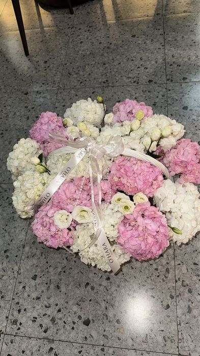 Гүл сатылады свежий жақсы қалыпта бағасы келесеміз жақсы қалыпта к