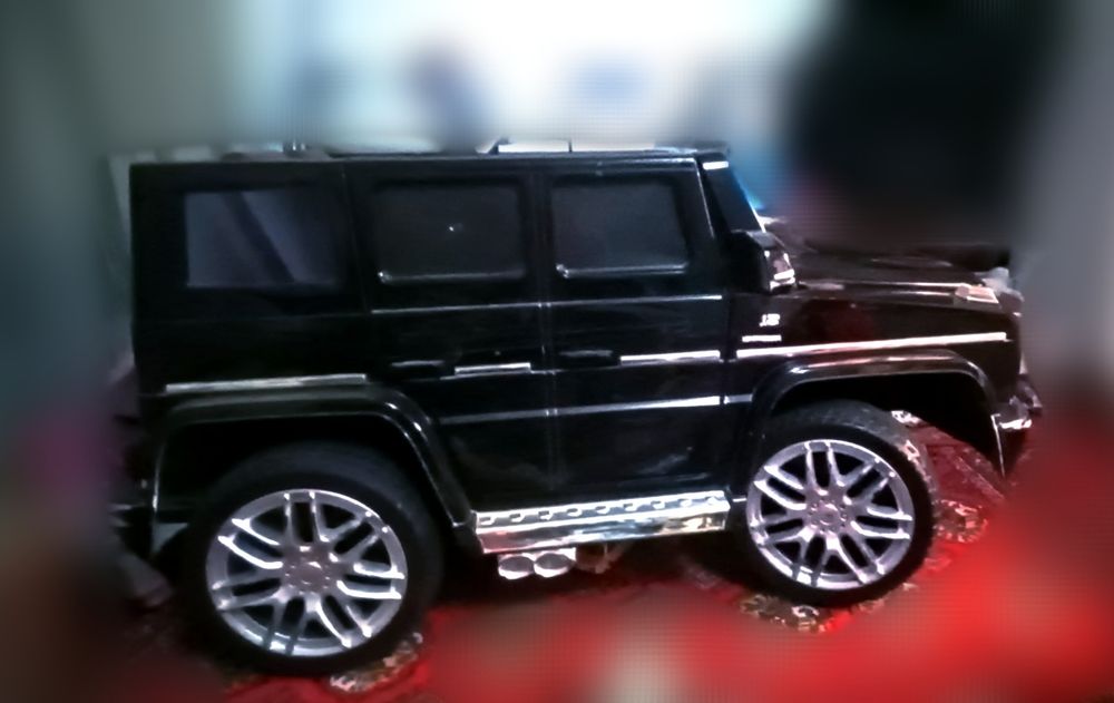 Детская машина двухместная  гелик