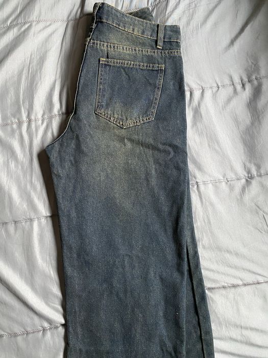 Широки, сини дънки