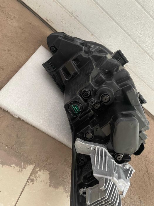 Фара передняя левая i20 20-24