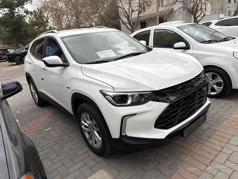 Продаётся Трекер LTZ 2024г пропан газ цвет белый