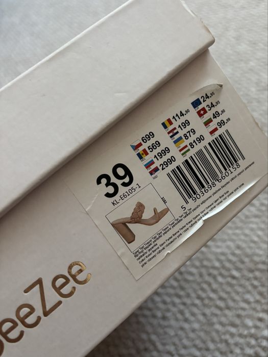 Чехли на ток на DeeZee