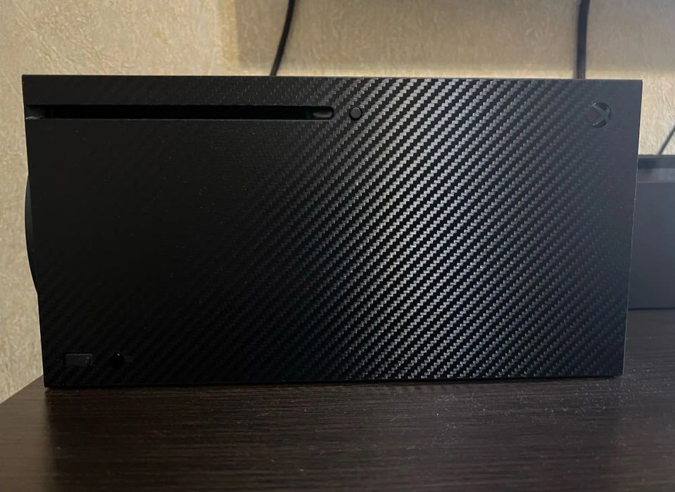 Xbox Series X + 2 геймпада