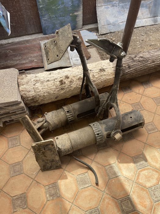 Опора для грузовых машин