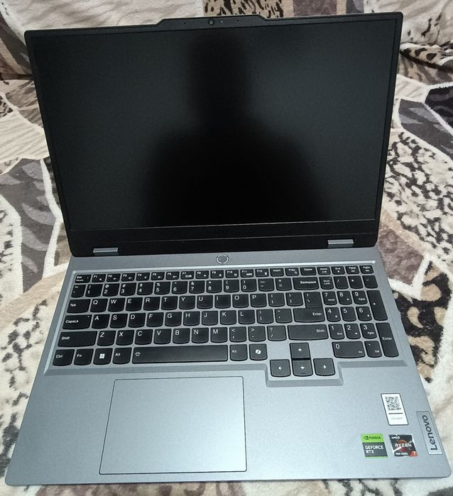 Lenovo LOQ  15ARP9