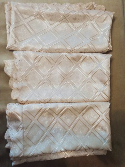 Продам шторы плотные и тонкие